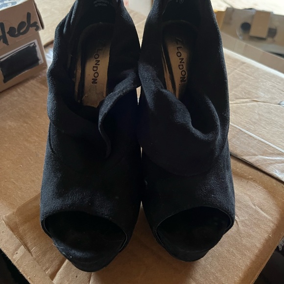 Z London size 6 - Picture 2 of 2